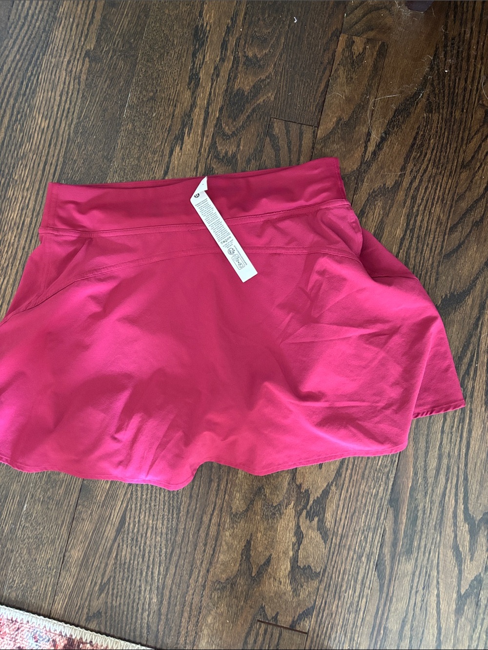 Lightweight Lululemon High rise tennis skirt 6